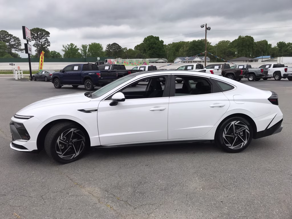 2025 Serenity White Hyundai Sonata SEL Convenience FWD Sedan