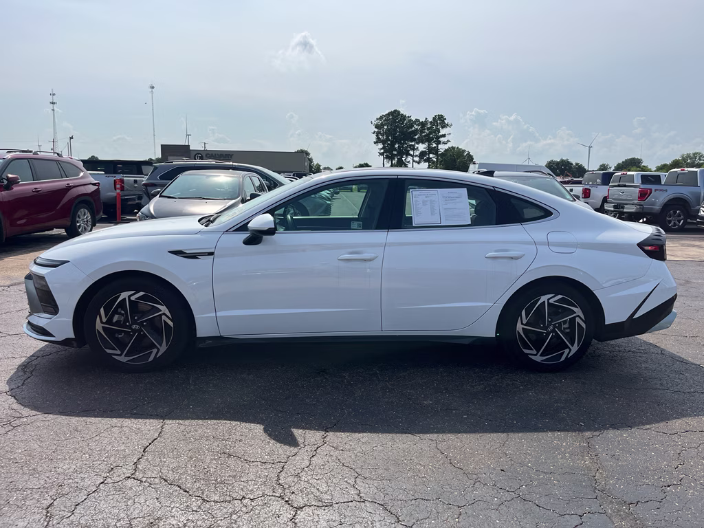 2025 Serenity White Hyundai Sonata SEL Convenience FWD Sedan