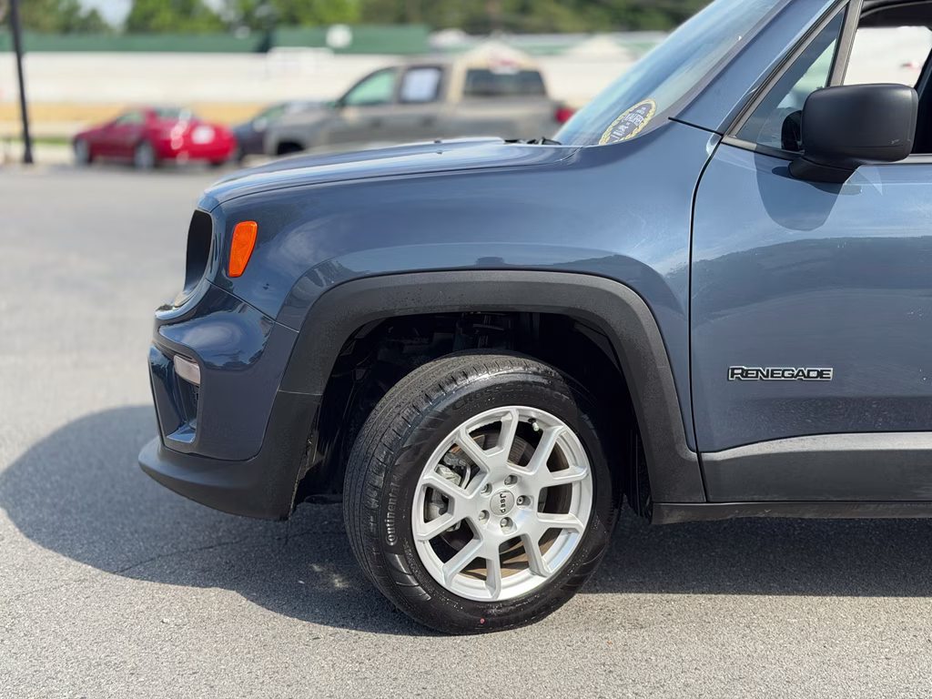 2022 Slate Blue Pearlcoat Jeep Renegade Latitude 4X4 SUV
