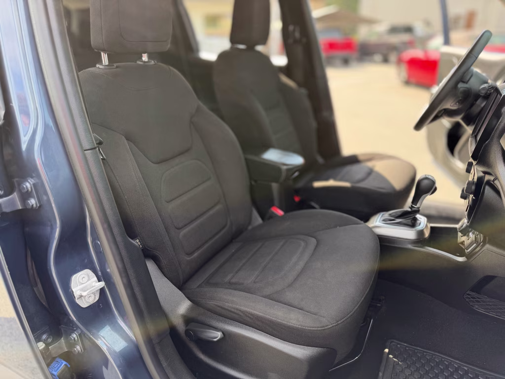2022 Slate Blue Pearlcoat Jeep Renegade Latitude 4X4 SUV