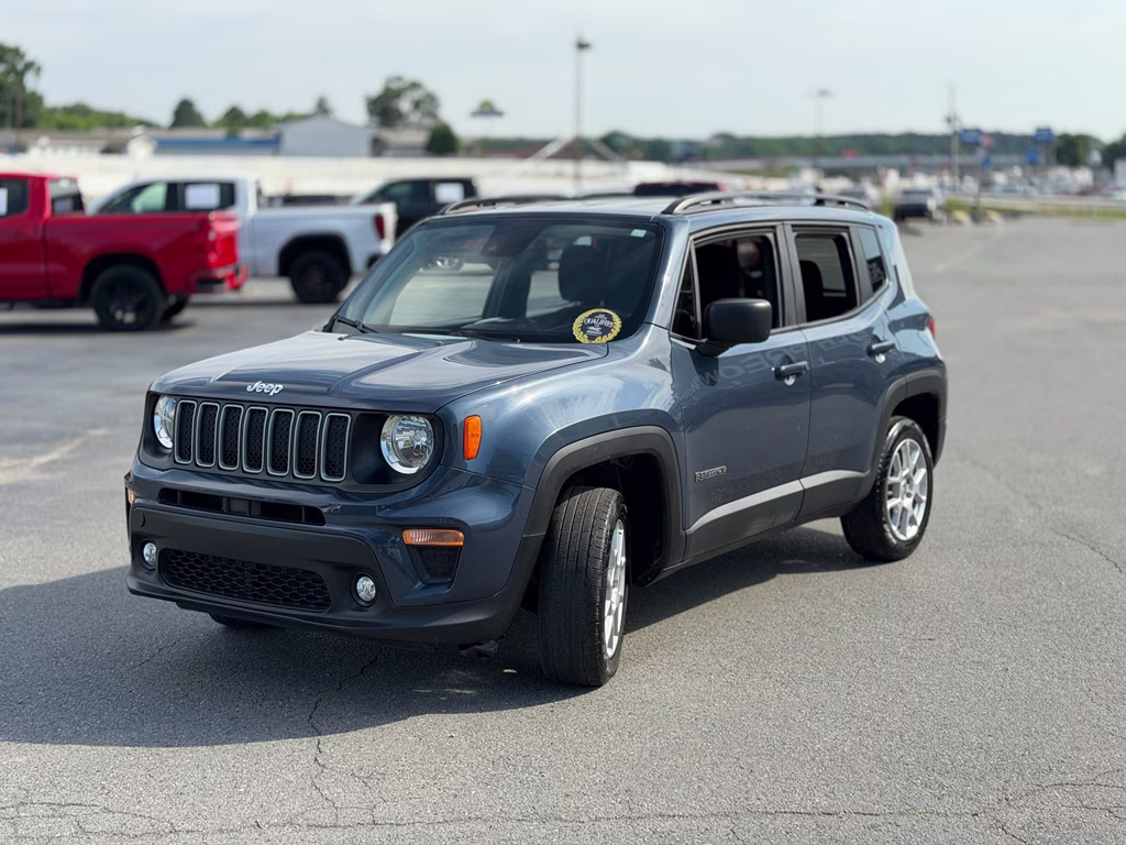 2022 Slate Blue Pearlcoat Jeep Renegade Latitude 4X4 SUV