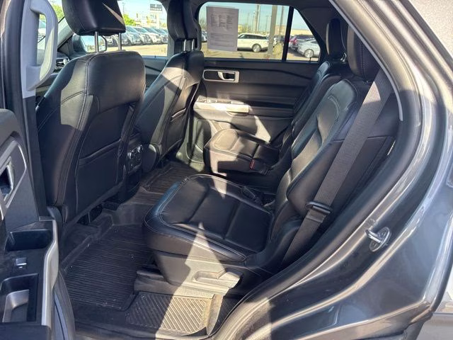2021 Carbonized Gray Metallic Ford Explorer XLT 4X4 SUV