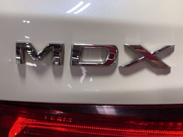 2018 White Acura MDX 3.5L AWD SUV