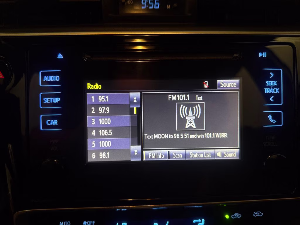 2017 Super White Toyota Corolla L FWD Sedan