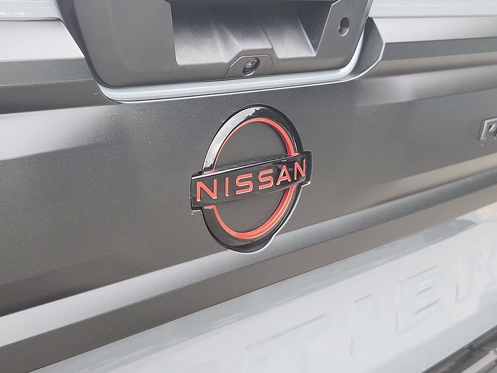 2026 Boulder Gray Pearl Nissan Frontier PRO-4X 4X4 Truck