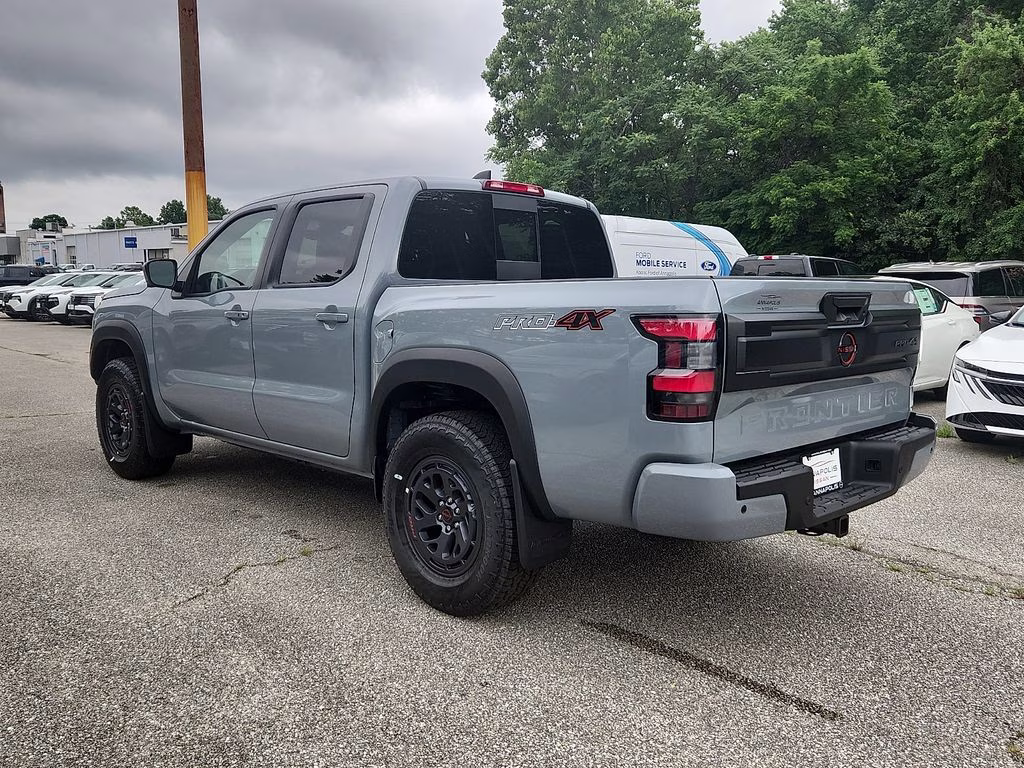 2026 Boulder Gray Pearl Nissan Frontier PRO-4X 4X4 Truck