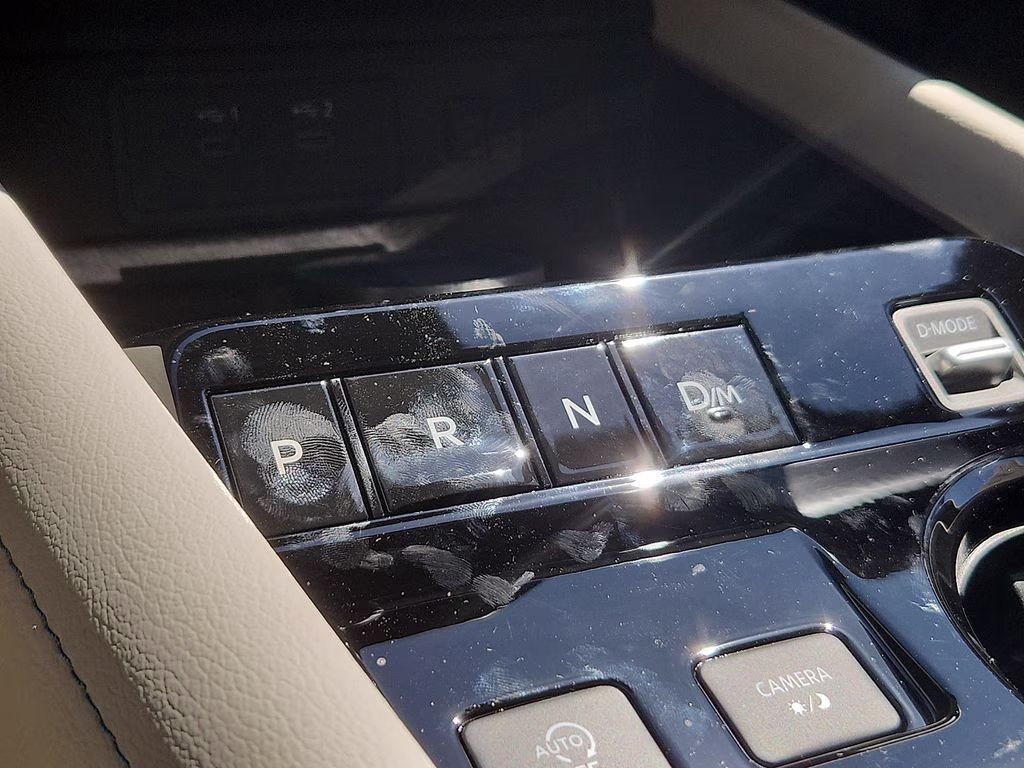2026 Champagne Silver Metallic Nissan Murano Platinum AWD SUV