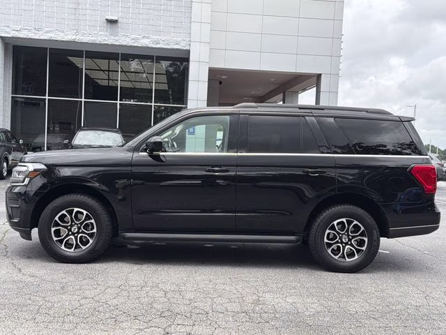2024 Black Metallic Ford Expedition XLT 4X4 SUV