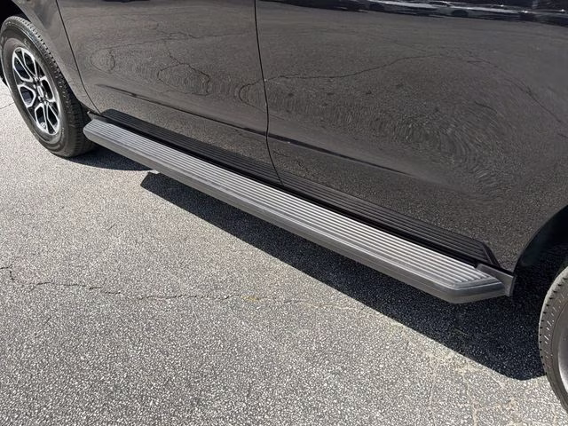 2024 Black Metallic Ford Expedition XLT 4X4 SUV