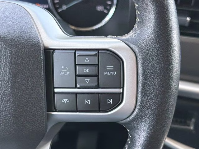 2024 Black Metallic Ford Expedition XLT 4X4 SUV