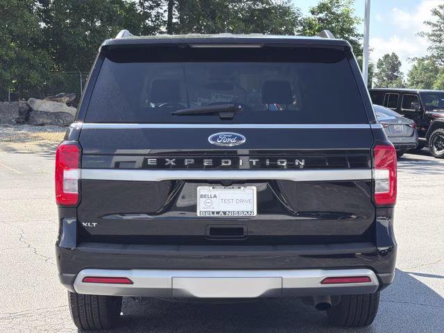 2024 Black Metallic Ford Expedition XLT 4X4 SUV