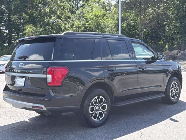 2024 Black Metallic Ford Expedition XLT 4X4 SUV
