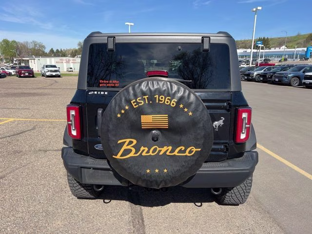2023 Shadow Black Ford Bronco Badlands 4X4 SUV