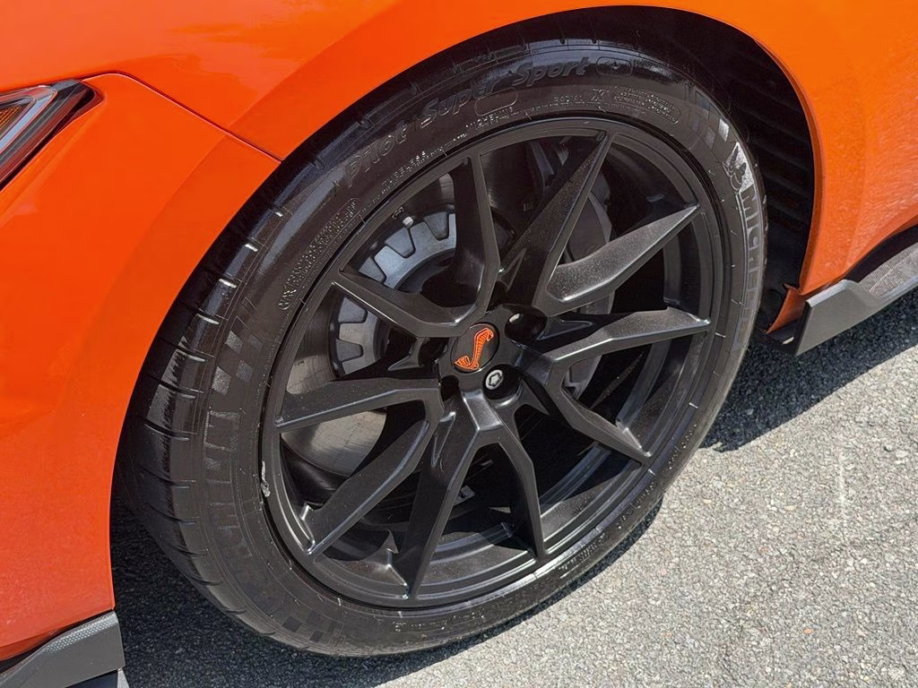 2020 Orange Ford Mustang Shelby GT350 RWD Coupe