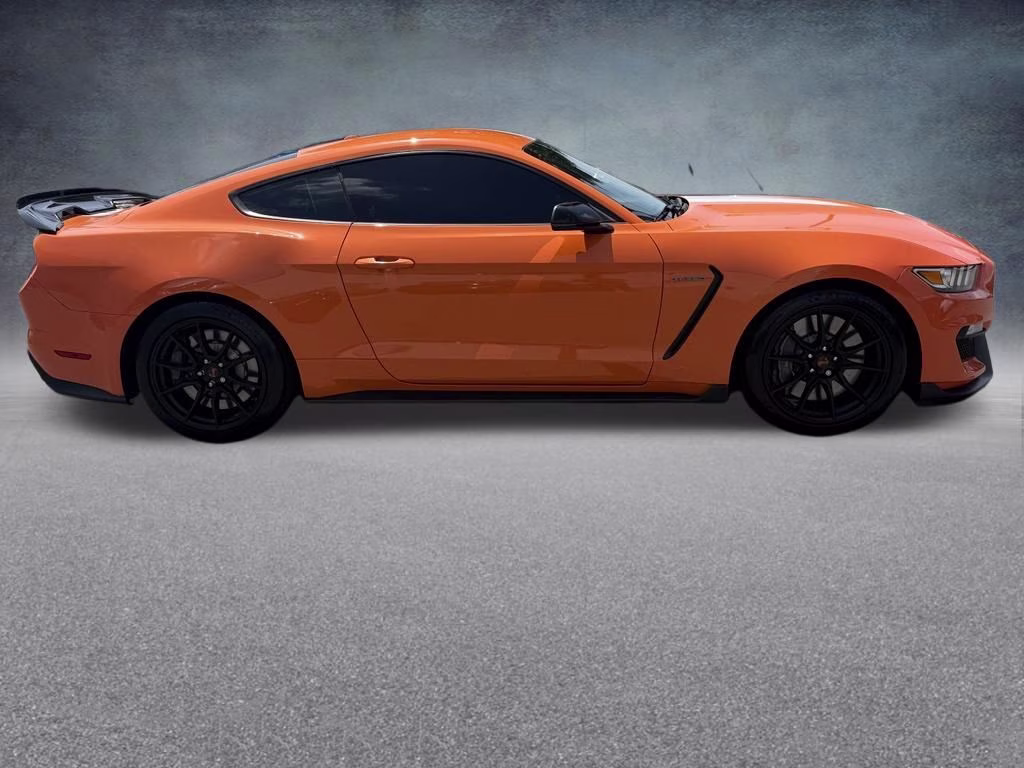2020 Orange Ford Mustang Shelby GT350 RWD Coupe