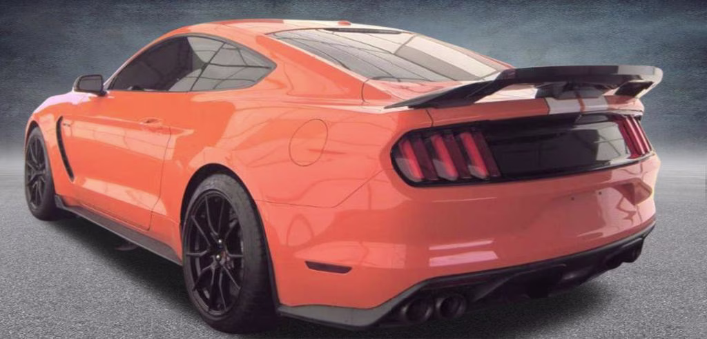 2020 Orange Ford Mustang Shelby GT350 RWD Coupe