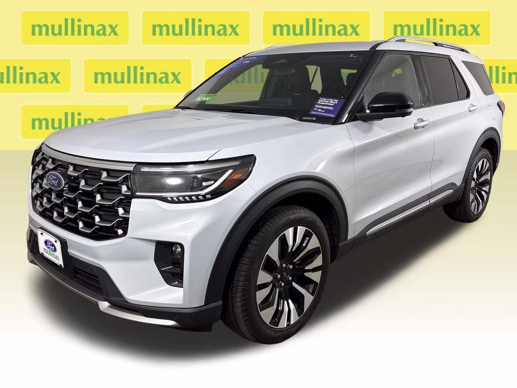 2025 Space White Metallic Ford Explorer Platinum 4X4 SUV