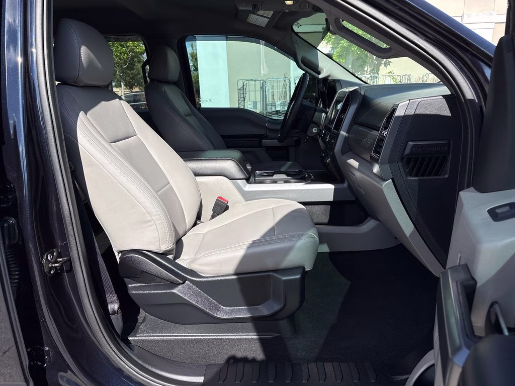 2021 Blue Metallic Ford Super Duty F-250 SRW XLT 4X4 Truck