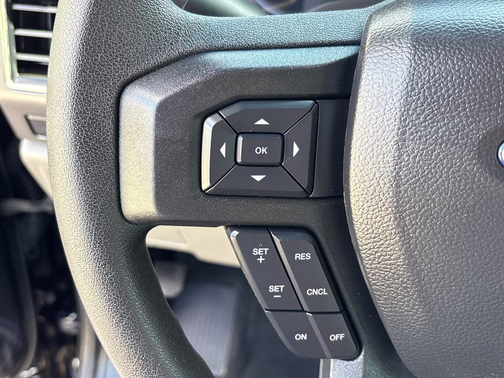 2021 Blue Metallic Ford Super Duty F-250 SRW XLT 4X4 Truck