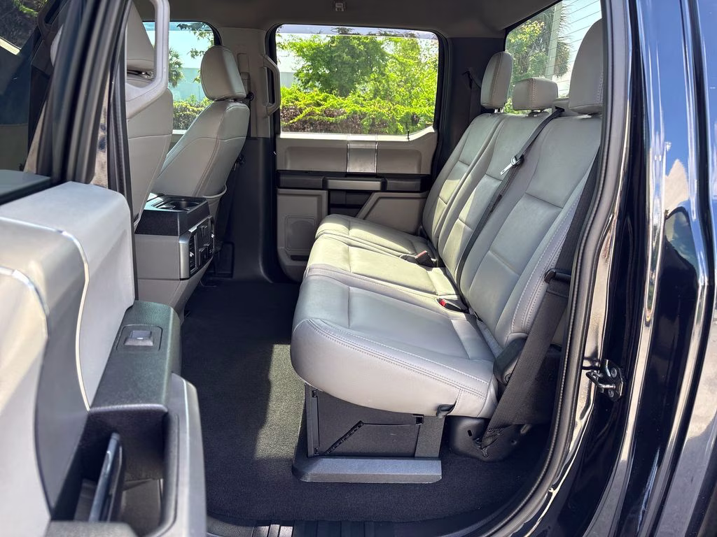 2021 Blue Metallic Ford Super Duty F-250 SRW XLT 4X4 Truck