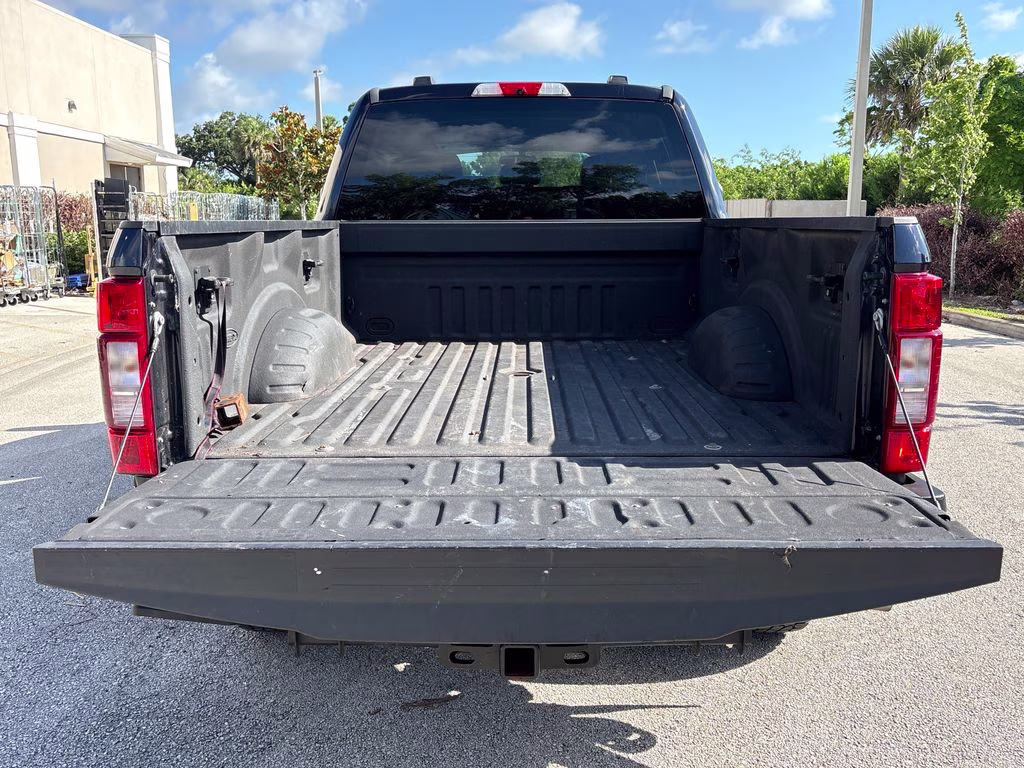 2021 Blue Metallic Ford Super Duty F-250 SRW XLT 4X4 Truck