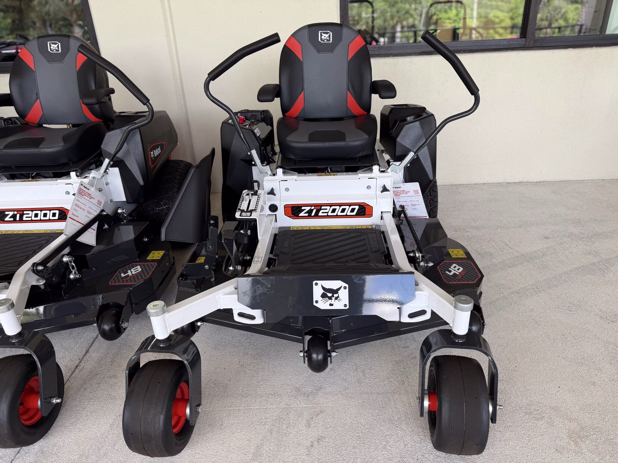 2026 Bobcat ZT2000 Series 48 Lawn Mower
