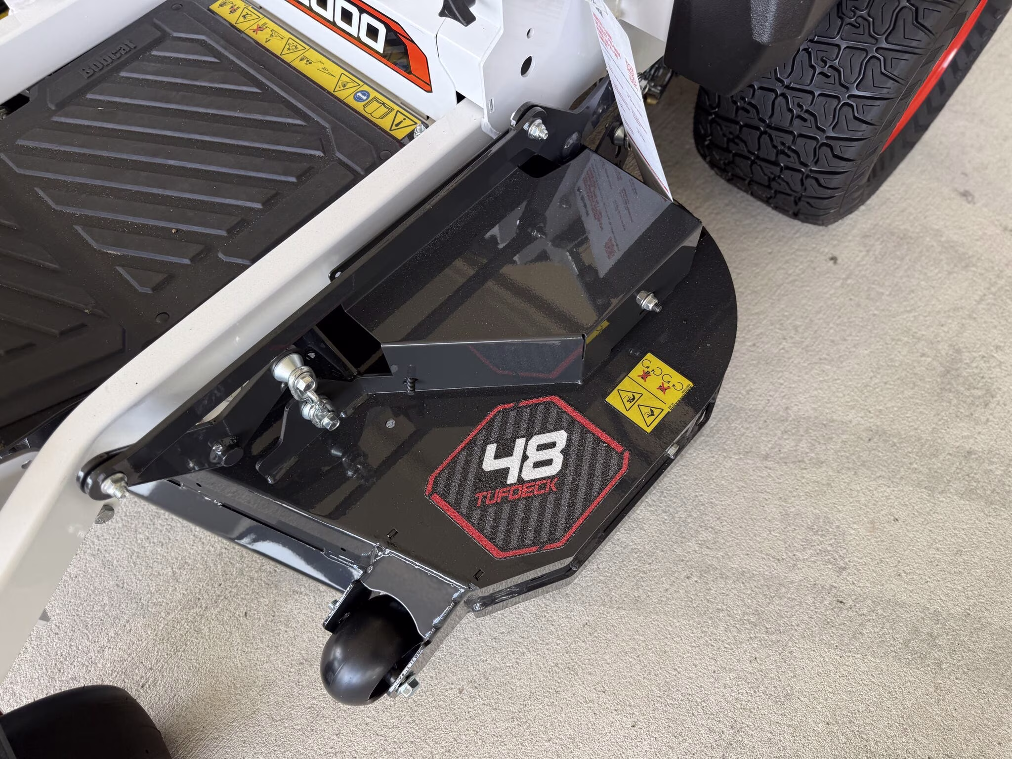 2026 Bobcat ZT2000 Series 48 Lawn Mower