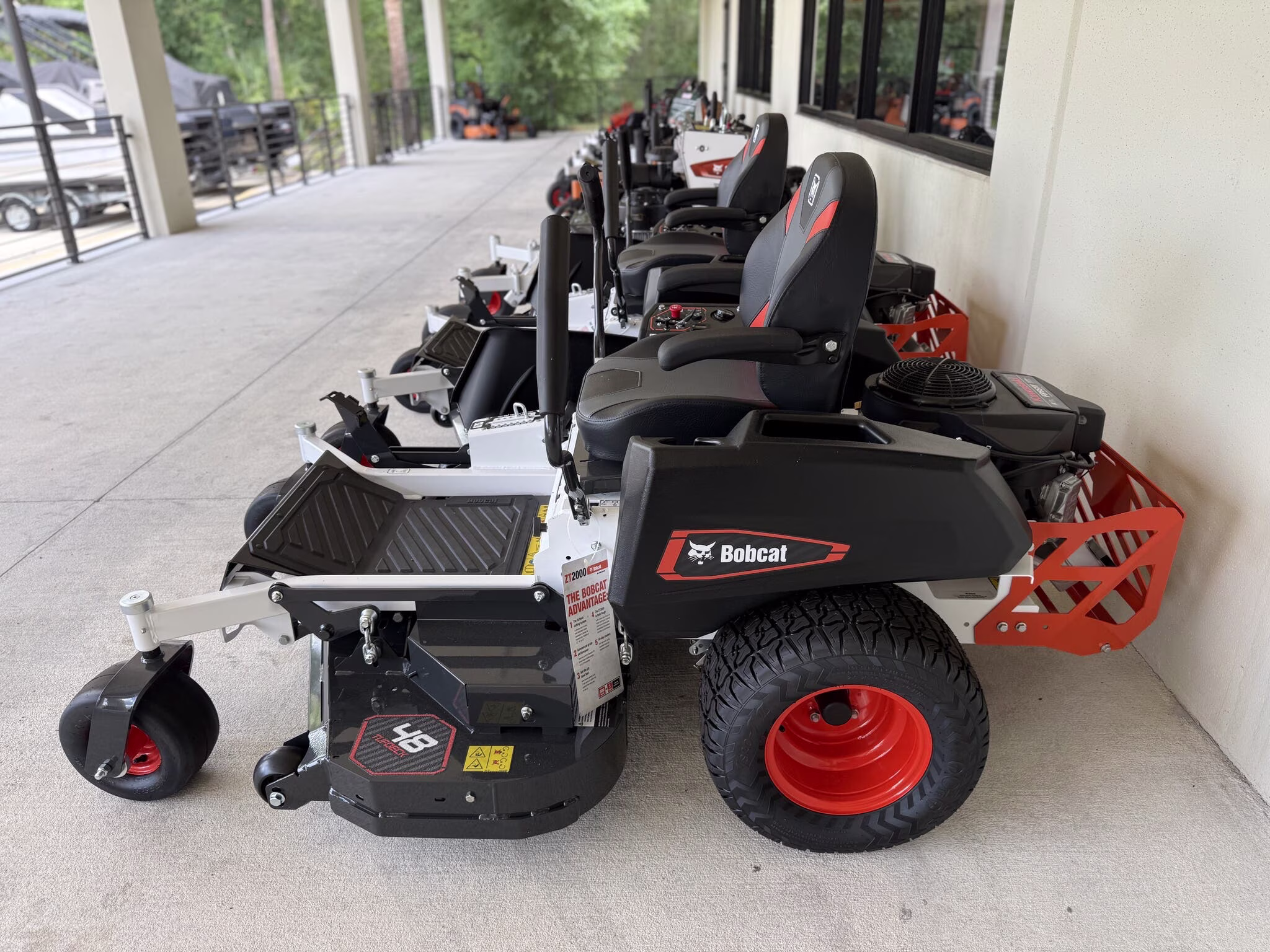 2026 Bobcat ZT2000 Series 48 Lawn Mower