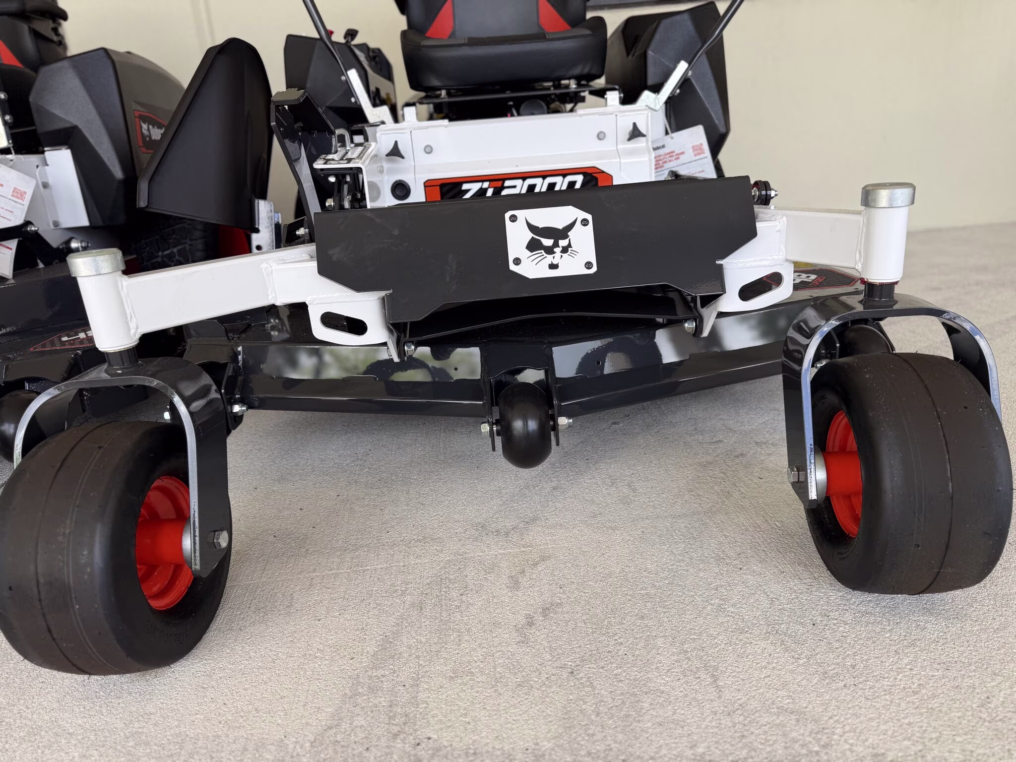2026 Bobcat ZT2000 Series 48 Lawn Mower