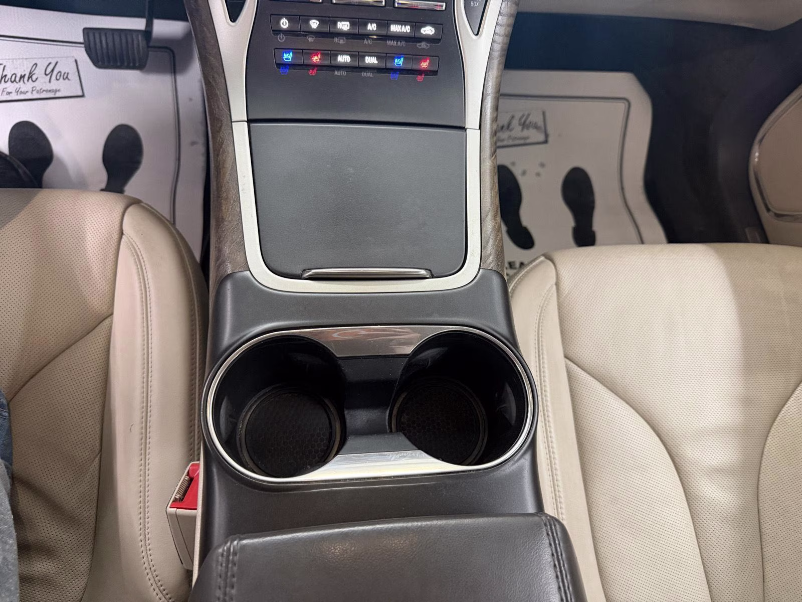 2016 White Platinum Metallic Tri-Coat Lincoln MKX Reserve FWD SUV