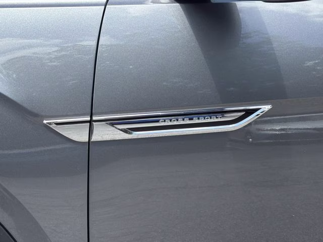 2024 Silver Mist Metallic Volkswagen Atlas Cross Sport 2.0T SE w/Technology AWD SUV
