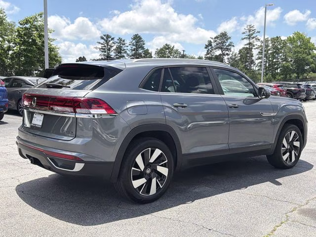 2024 Silver Mist Metallic Volkswagen Atlas Cross Sport 2.0T SE w/Technology AWD SUV