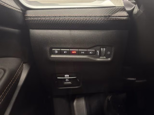 2026 Bright White Clearcoat Jeep Cherokee Limited 4X4 SUV