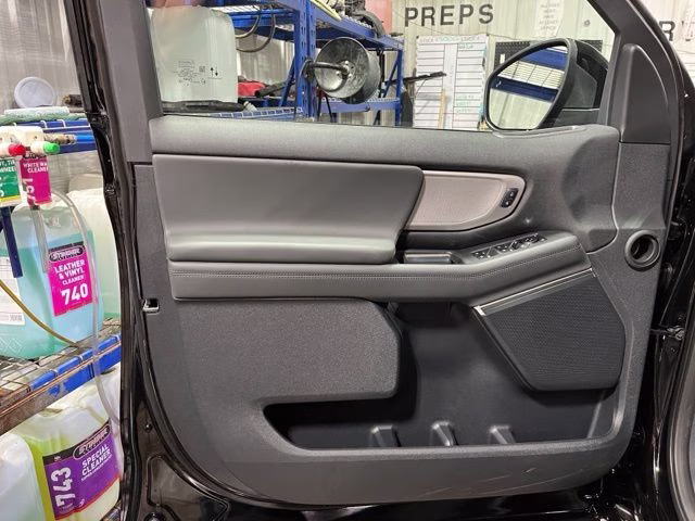 2026 Agate Black Metallic Ford Expedition Active 4X4 SUV