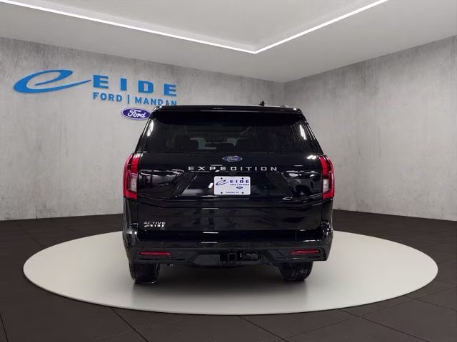 2026 Agate Black Metallic Ford Expedition Active 4X4 SUV