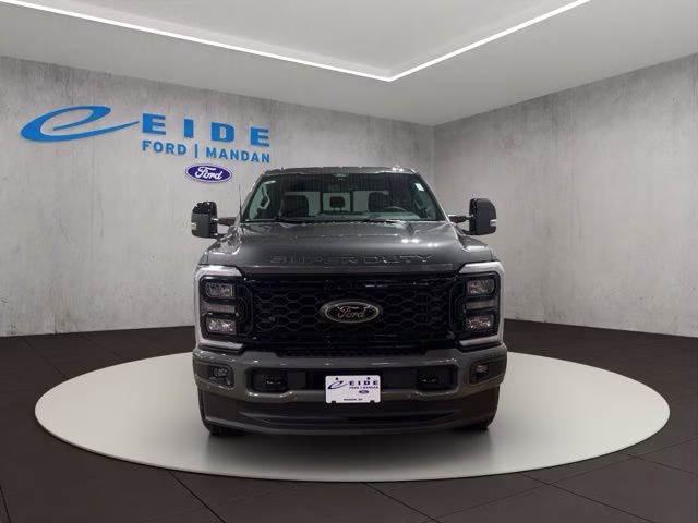 2026 Carbonized Gray Metallic Ford Super Duty F-250 SRW Lariat Black Appearance 4X4 Truck