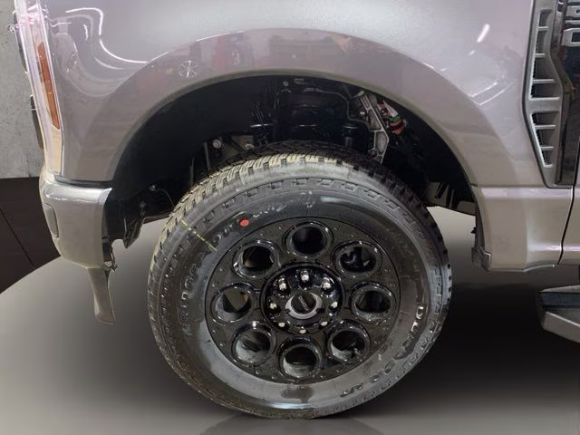 2026 Carbonized Gray Metallic Ford Super Duty F-250 SRW Lariat Black Appearance 4X4 Truck