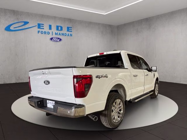 2026 Oxford White Ford F-150 XLT Chrome 4X4 Truck