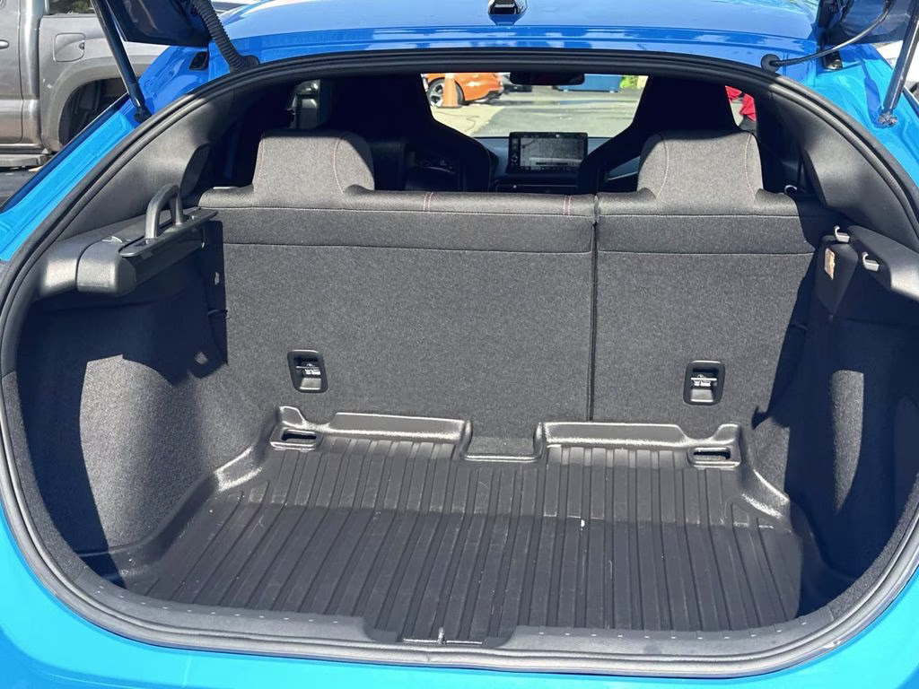2024 Boost Blue Pearl Honda Civic Type R FWD Hatchback