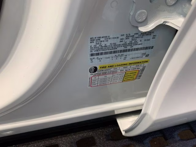 2026 Star White Metallic Tri-Coat Ford Expedition Tremor 4X4 SUV