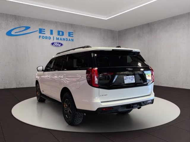 2026 Star White Metallic Tri-Coat Ford Expedition Tremor 4X4 SUV