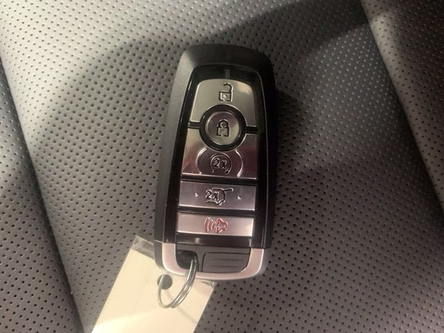 2026 Star White Metallic Tri-Coat Ford Expedition Tremor 4X4 SUV
