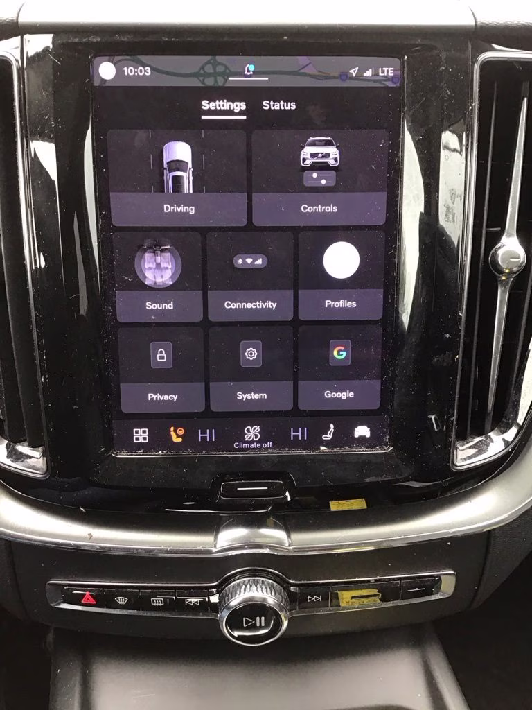 2023 Black Volvo XC60 B5 Core AWD SUV