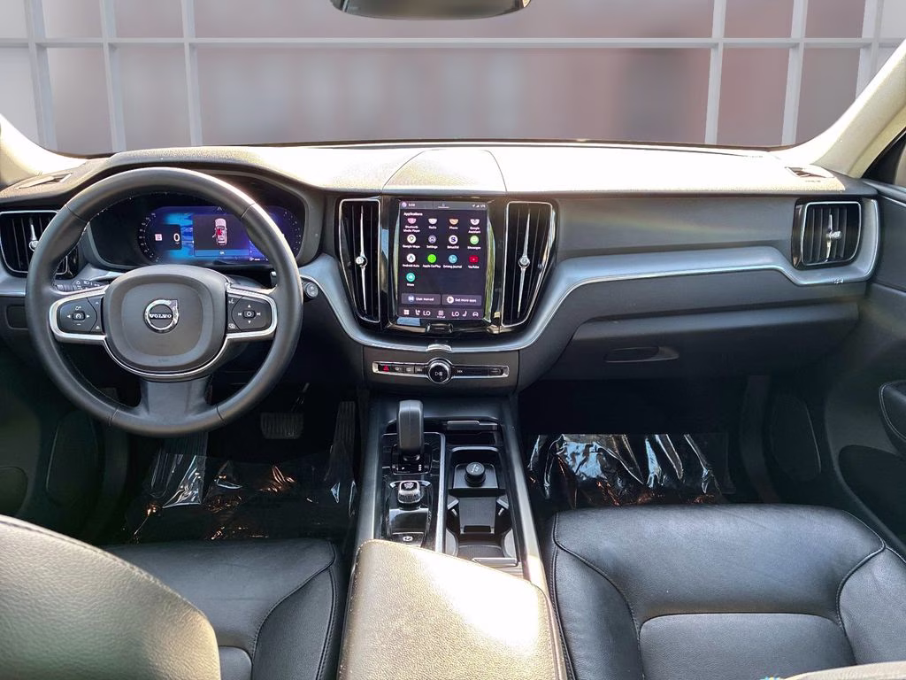 2023 Black Volvo XC60 B5 Core AWD SUV