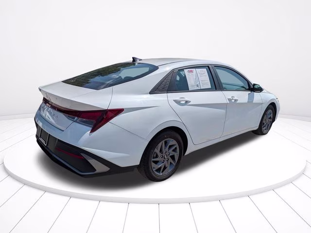2024 Serenity White Hyundai Elantra SEL FWD Sedan
