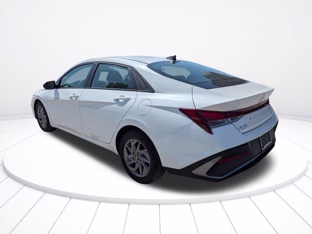 2024 Serenity White Hyundai Elantra SEL FWD Sedan