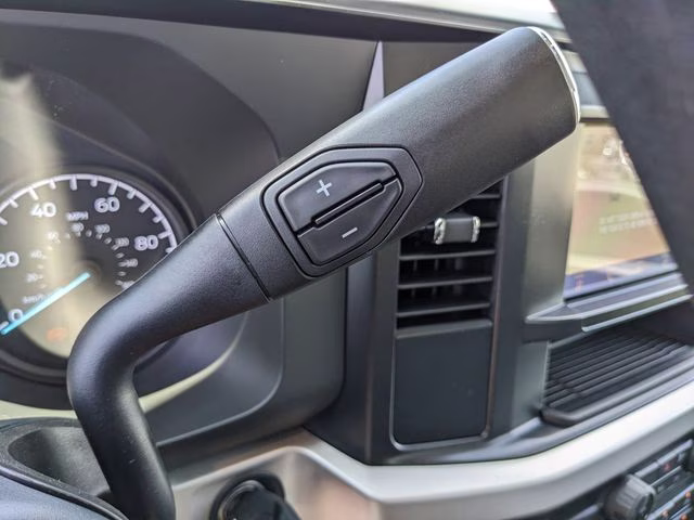 2026 Oxford White Ford Super Duty F-250 SRW 4X4 Truck
