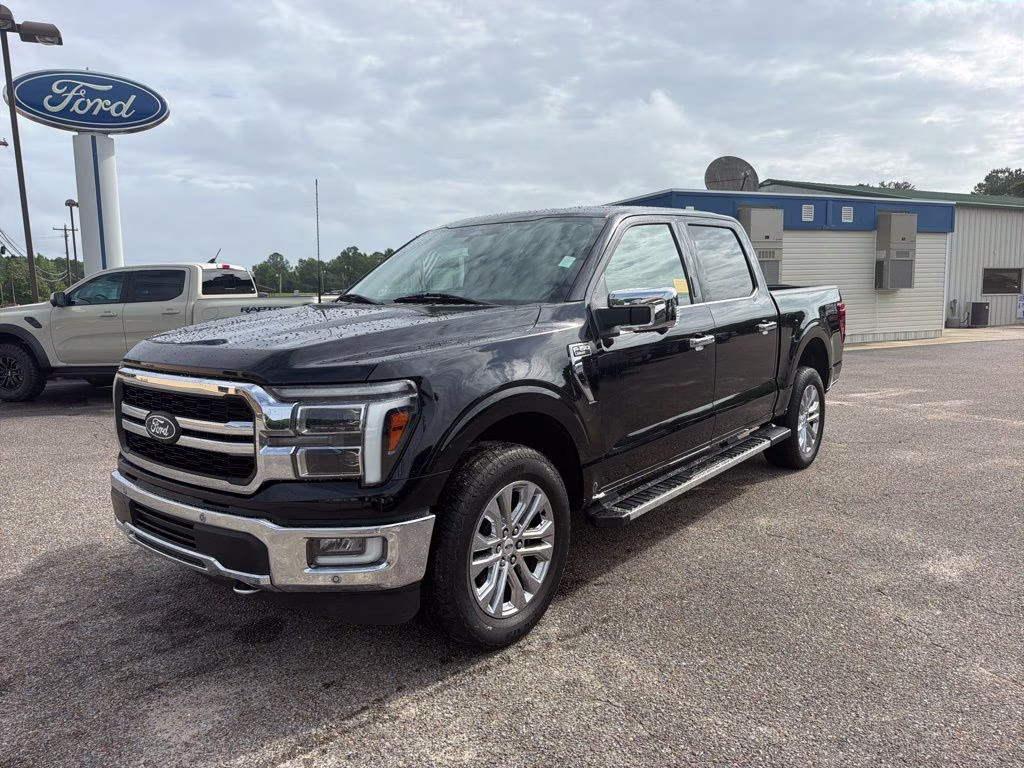 2024 Black Metallic Ford F-150 Lariat 4X4 Truck