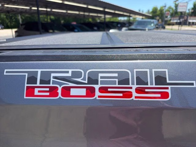 2020 Chevrolet Silverado 1500 LT Trail Boss - Photo 19