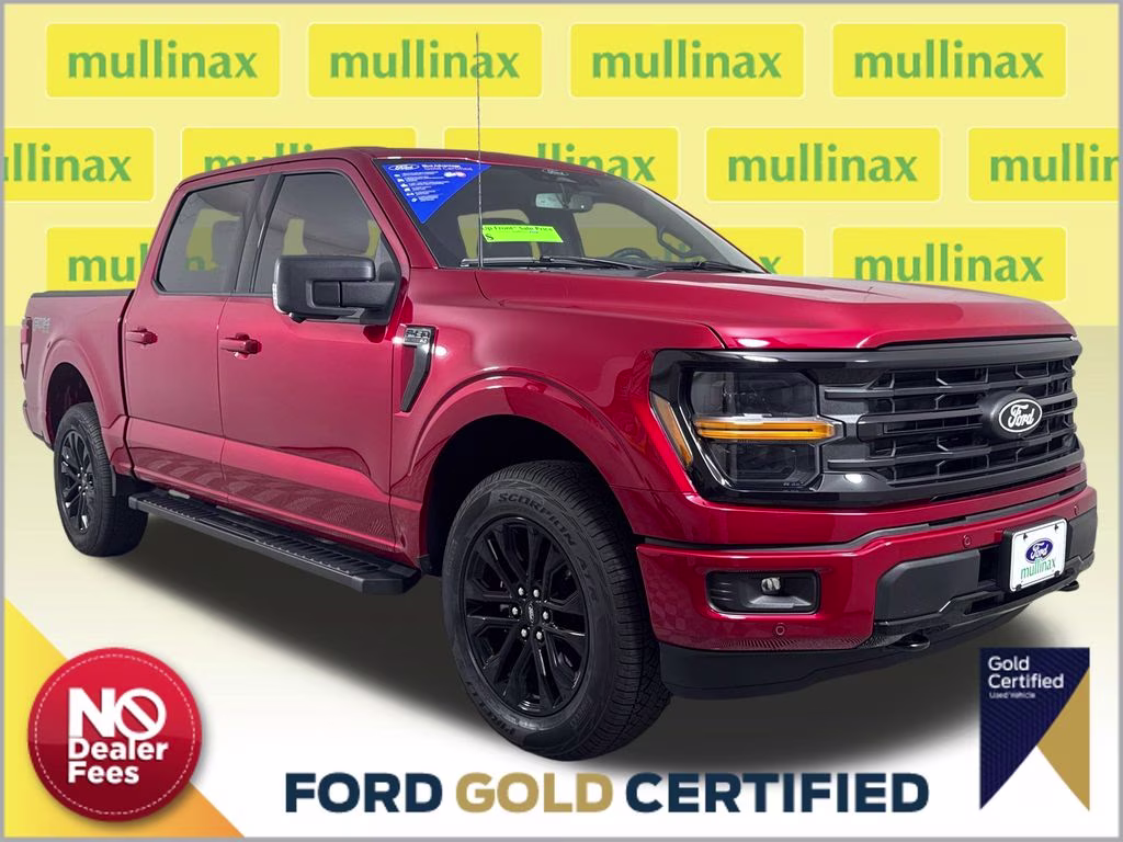 2025 Rapid Red Metallic Tinted Clearcoat Ford F-150 XLT 4X4 Truck